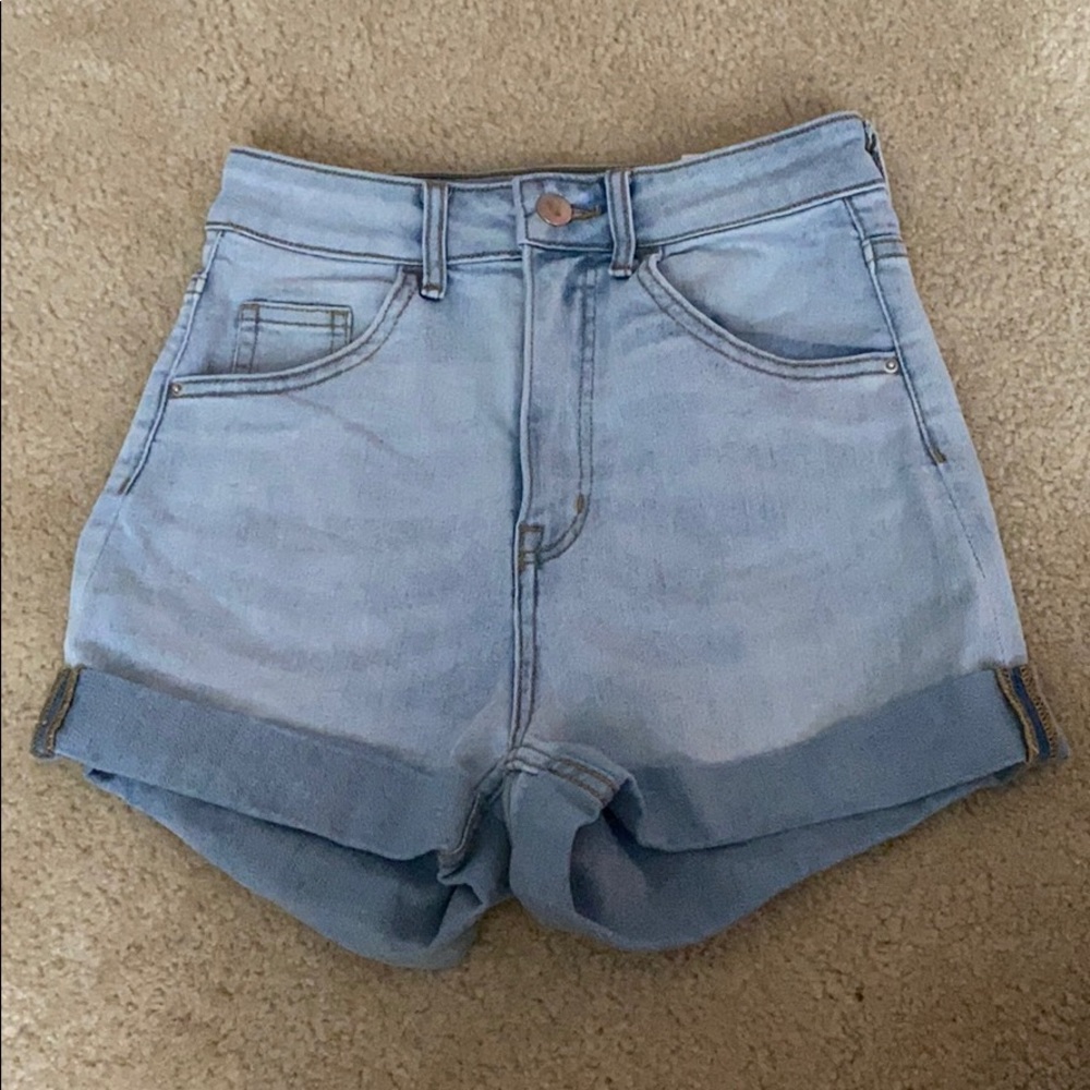 Light Wash Mom Jeans